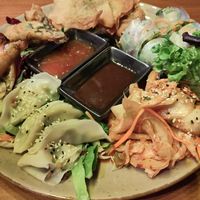 Gemischte Vorspeisenplatte at Umi Vegan in Berlin