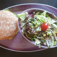 'Abenteuerlust' mit kleinem Salat at Hans im Glück - Koenigsplatz in Munich