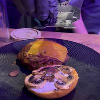 Extra Service mit geriebenem Trüffel  at Smashup! in Aachen