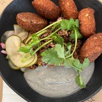 Falafel e hammus   at Moringa in Niteroi