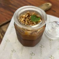 Sobremesa divina a base de cacau, café, nozes   at Moringa in Niteroi