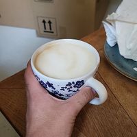 Big cups at Eckers Cafe - Frogner in Oslo