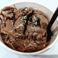  at Cold Stone Creamery in Guam