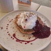 Pistachio pancakes at Blumental in Berlin