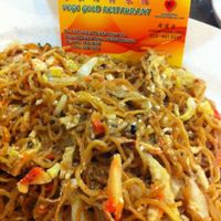 Fried wanton noodles at Vege Good in Malacca