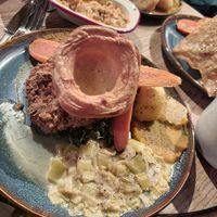 The southern fried chicken at LD's Kitchen - The Black Heart in North West London