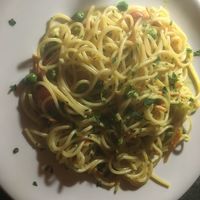 Vegane Spaghetti Galina mit Erbsen, Lauch, Karotten in Curry-Kokosmilch   at Spaghetteria Aquino in Regensburg
