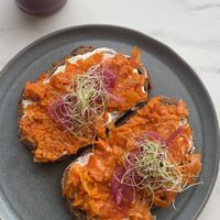 Rüebli-Lax-Toast #Veganuary at Café Brühbar  in Baden