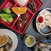 Set of starter, soup, main dish + dumplings at VegeDelight 波羅蜜養生素食 in Toronto