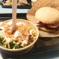 Coleslaw and Vienna Burger at Swing Kitchen in Munich