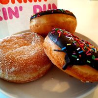 Vegan Bavarian Creme & Chocolate Rainbow at Dunkin' - Gustaf-Gründgens-Platz in Dusseldorf