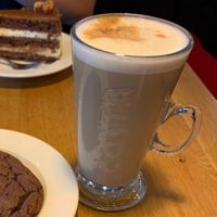 Latte con leche de soja at Costa Coffee in Krakow