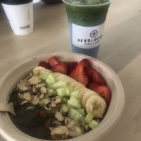 Green açaí bowl and matcha latte  at Revolucion Coffee and Juice in San Antonio
