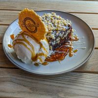 Sticky Toffee Pudding vegan option at Scooperb in Basingstoke