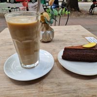 Avocadobananenkuchen at ima vegan  in Hamburg