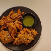 Onion pakora and dip (vegan) at INDelicious Bistro in Prague