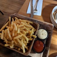 Amazing fries with vegan aioli at ISO Bistro in Raglan