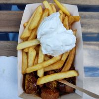 Vegan Currywurst, fries & vegan mayonnaise at Curry Rico in Cologne