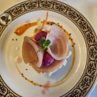  at Disneyland - Restaurant Walts in Chessy