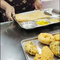 Dosai and fried buns at Hotel Saumiya in Kandy