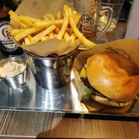 Vegan Farsan burger, also lättöl at Brödernas in Mariestad