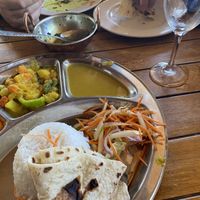 Vegetarian thali (don’t forgot to ask for no dairy) and saag at the top  #Veganuary at Sitar Indian & Thai in Sigatoka