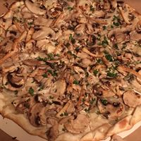  at L'Alsacien République in Paris