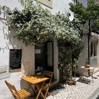 Entrance   at Gira Sol in Tomar