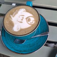 Hojicha Latte with skill at Kawastrofa in Wroclaw