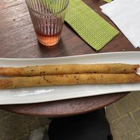 vegan Bombay stick (crispy pastry filled with spicy lentils) at Vielfalter in Berlin