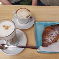 Vegan Croissants, Café Latte + big Cappuccino at Dulcissima in Rabat