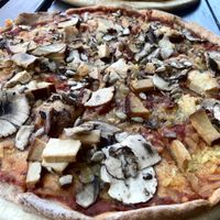 Tofu Vegan Pizza 🌱 at Kai's Pizza in Karlsruhe