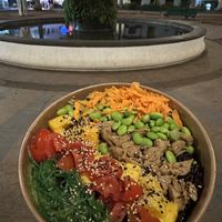 Selbst kreierte Bowl zum mitnehmen  at Urban Poke in Tenerife