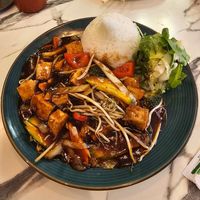 Terriyaki with tofu at Hanni Street Kitchen in Leer