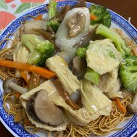 Crispy noodles with tofu & vegetables at Yat Sum Vegetarian - 一森素食 - Tsim Sha Tsui in Kowloon