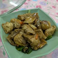 Stir Fried Tofu, Tofu Skin Rolls and seasonal vegetables with Soy sauce at Yat Sum Vegetarian - 一森素食 - Tsim Sha Tsui in Kowloon