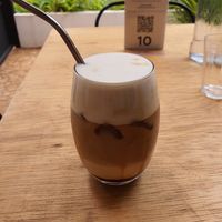 Iced Latte Coffee with oat milk (Not the "Caramel" version which isn't vegan, even with vegan milk selected) at NoCafé in Araraquara