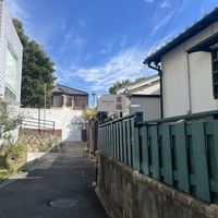 Laneway to the restaurant   at VEGAN CAFE Kiu 喜雨 in Kobe