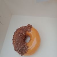 A vegan donut which flavour is chocolate and orange at Daddy's Donuts in Trondheim