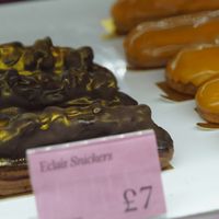 Snickers eclair, my second favourite!  at Cream Dream in London