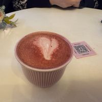 Pink chai  at Cream Dream - Covent Garden in London