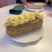Mango & Passionfruit eclair  #Veganuary at Cream Dream - Covent Garden in London