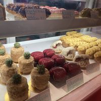 I can buy flowers - violet and blueberries  at Cream Dream - Covent Garden in London