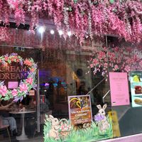 The deco is kitch at Cream Dream in London