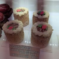 Cakes at Cream Dream - Covent Garden in London