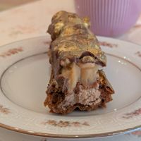 Inside the Snickers eclair at Cream Dream - Covent Garden in London