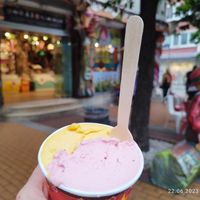 The only vegan option - strawberry 🍓 and mango 🥭 sorbet at Hans & Gretel in Sofia