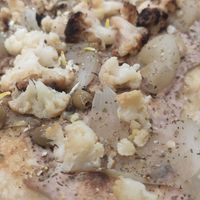 Crema di borlotti, olive, cavolfiori, cipolla e scorza di limone at Tajo in Udine