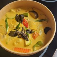 Gelbes Curry vegan mit Gemüse und Tofu at Du Du Vietnamese Cuisine - Sushi & Grill Restaurant in Dietikon