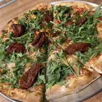 Arugula pizza 🌱 🍕   at Cuca Libre in Long Branch